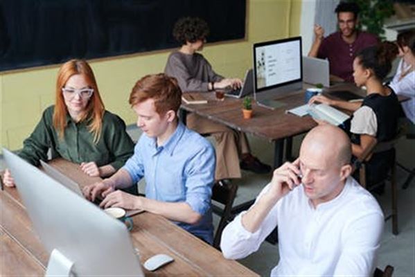 Få hjælp af midlertidige medarbejdere i din virksomhed