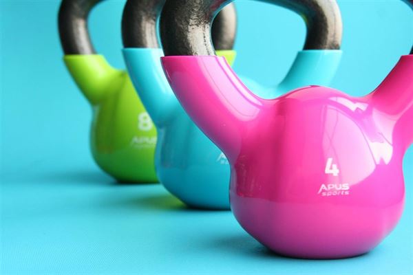 Kom hurtigt og effektiv i form med kettlebells